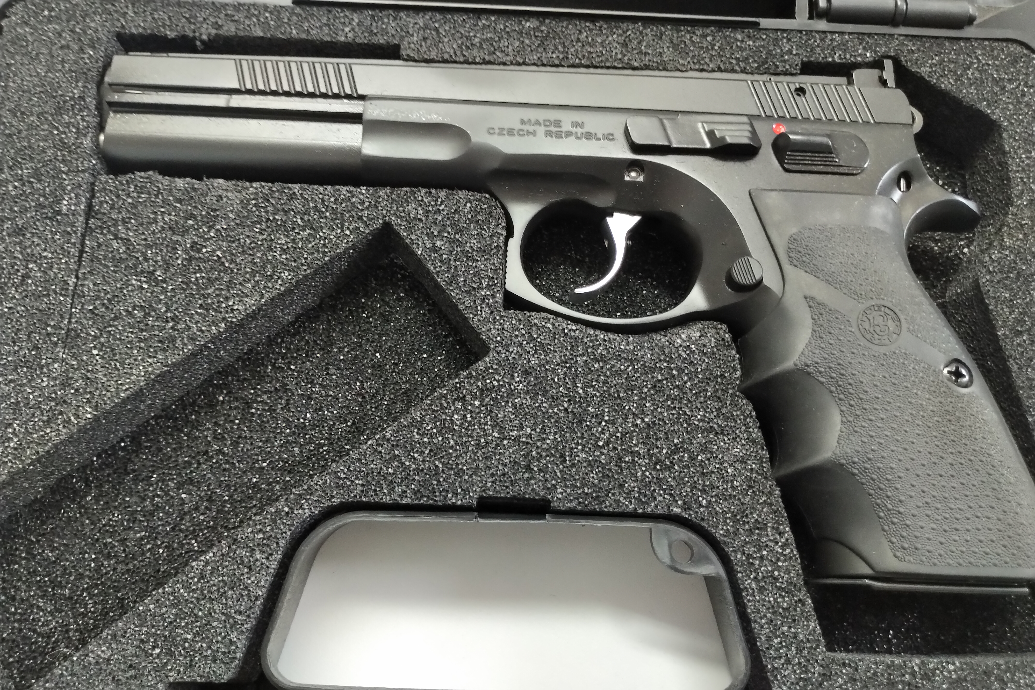 CZ 75 Sport II 9mm Luger Sportpistole 6"