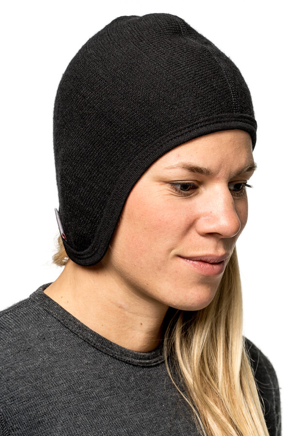 helmet-cap-400-black-wmns