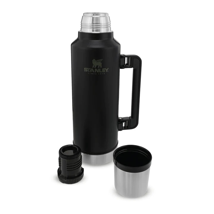 Stanley-TheLegendaryClassicBottle1-9L_2-0QT-MatteBlack-4_720x