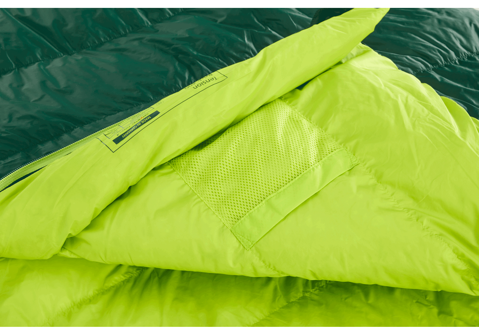 tension-brick-400-84621-84631-84641-nordisk-down-sleeping-bag-scarab-lime-10_low-res