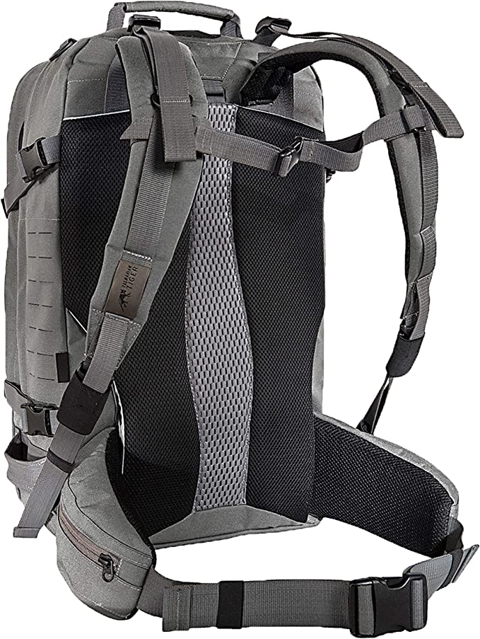 91irb1QHFWL-_AC_UX679_