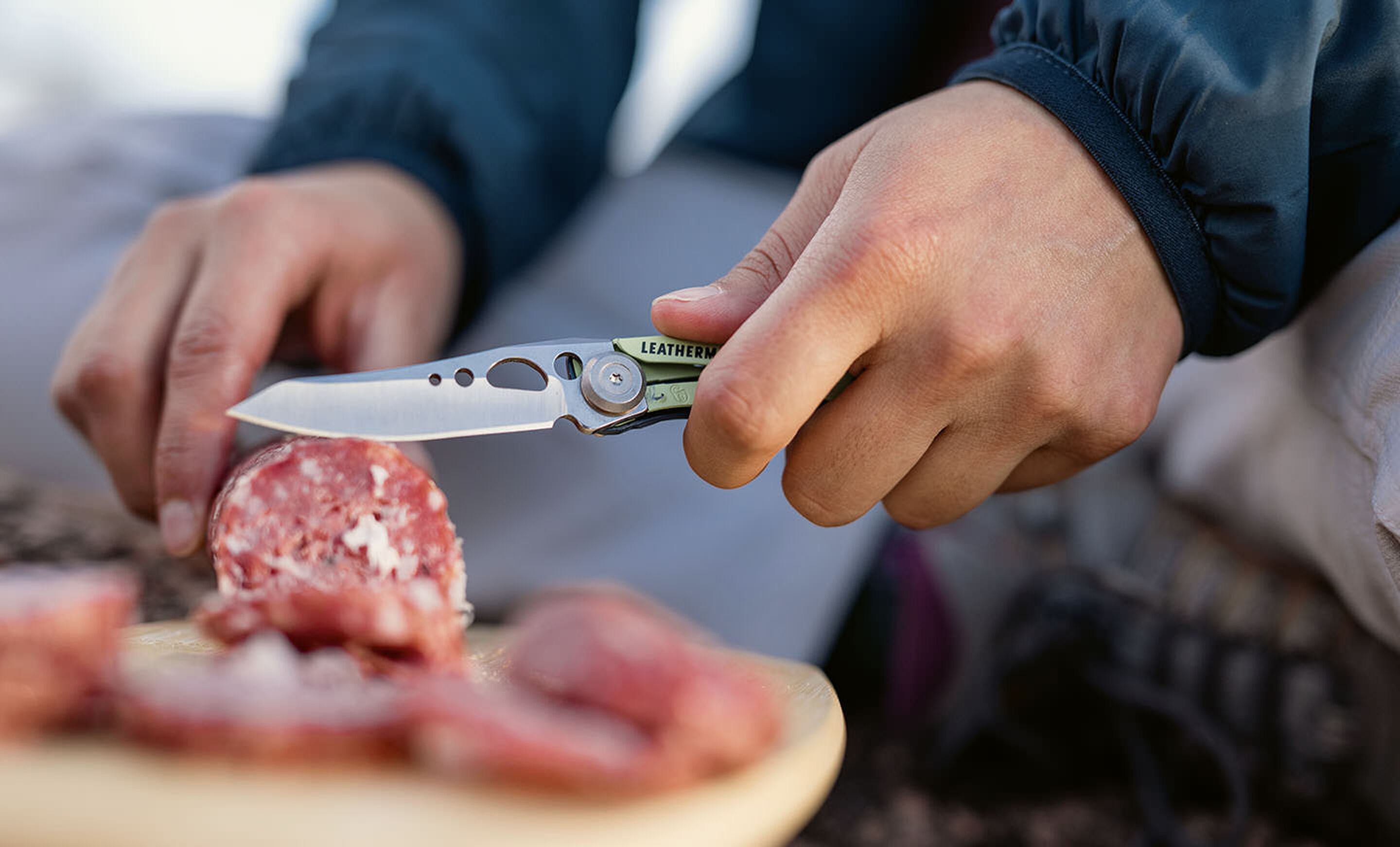 skeletool-kb-lifestyle-2