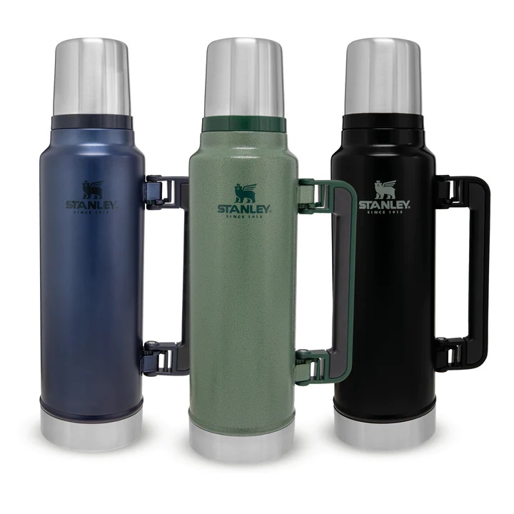 Stanley-TheLegendaryClassicBottle1-4L_1-5QT-HammertoneGreen-5_720x