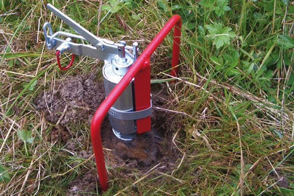 0012-026_Selbstschusshalter_2_1920x1920