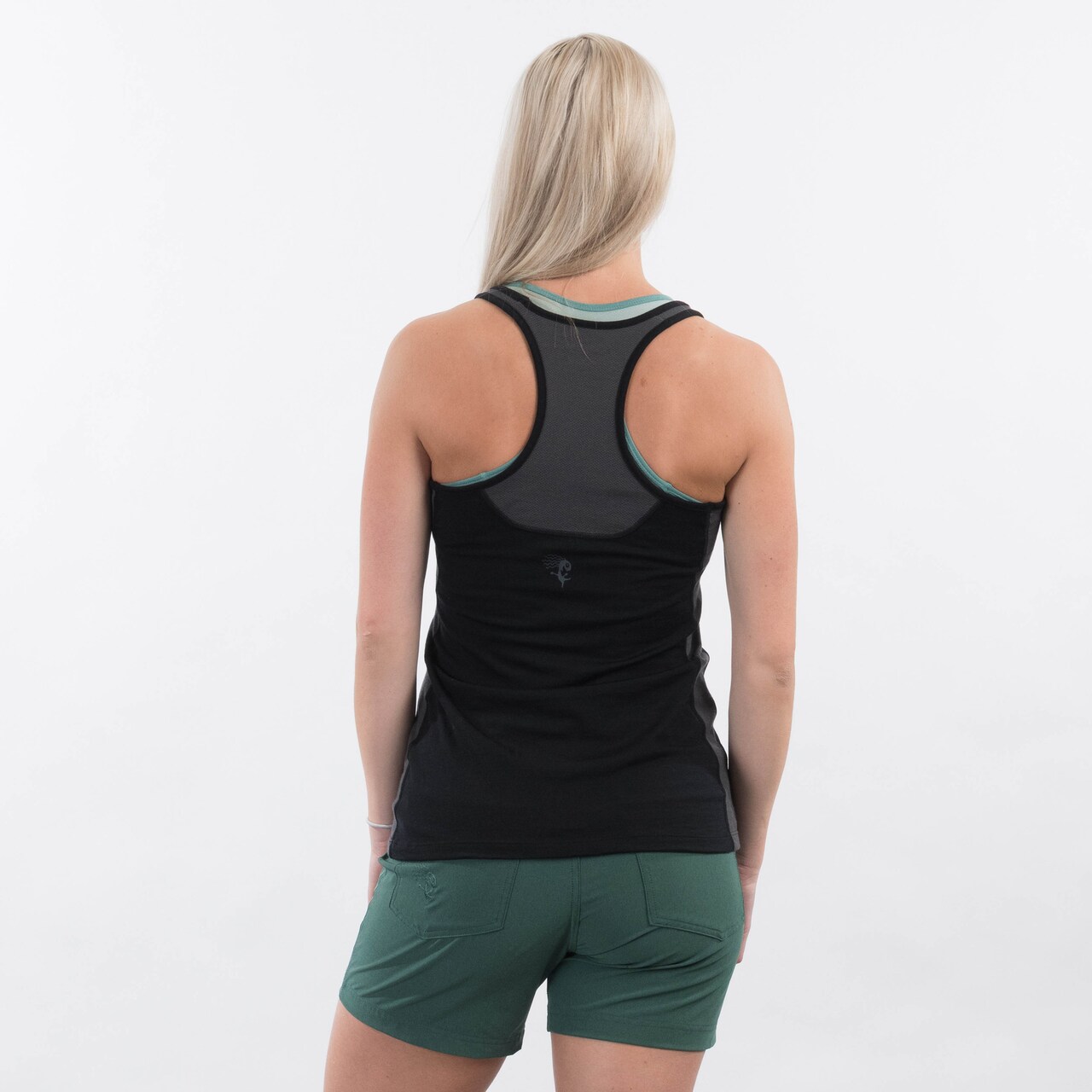 8821-2851_3knJ1rS2uDIc69