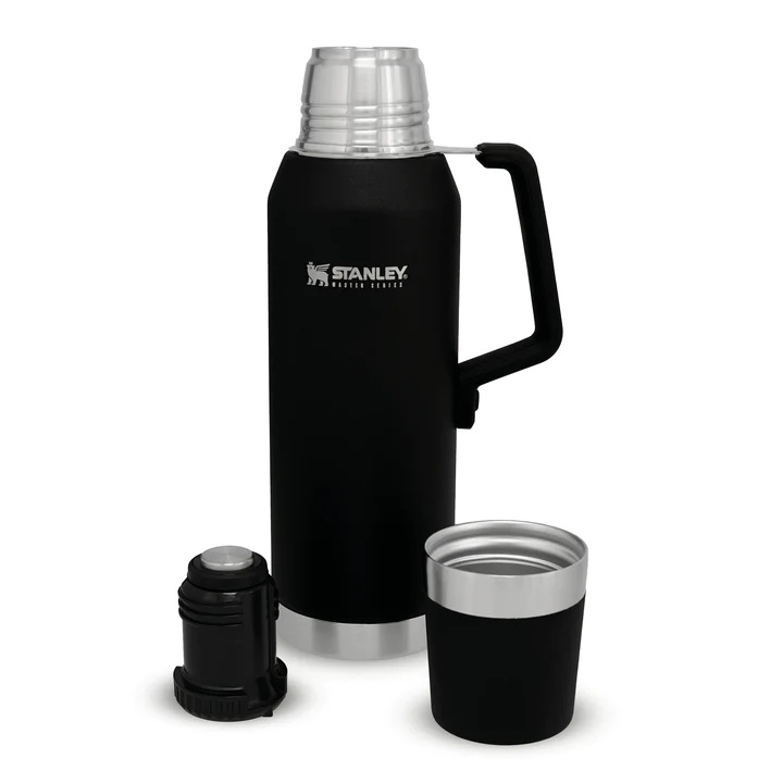 Stanley-TheUnbreakableThermalBottle1-3L_1-4QT-FoundryBlack-4_720x
