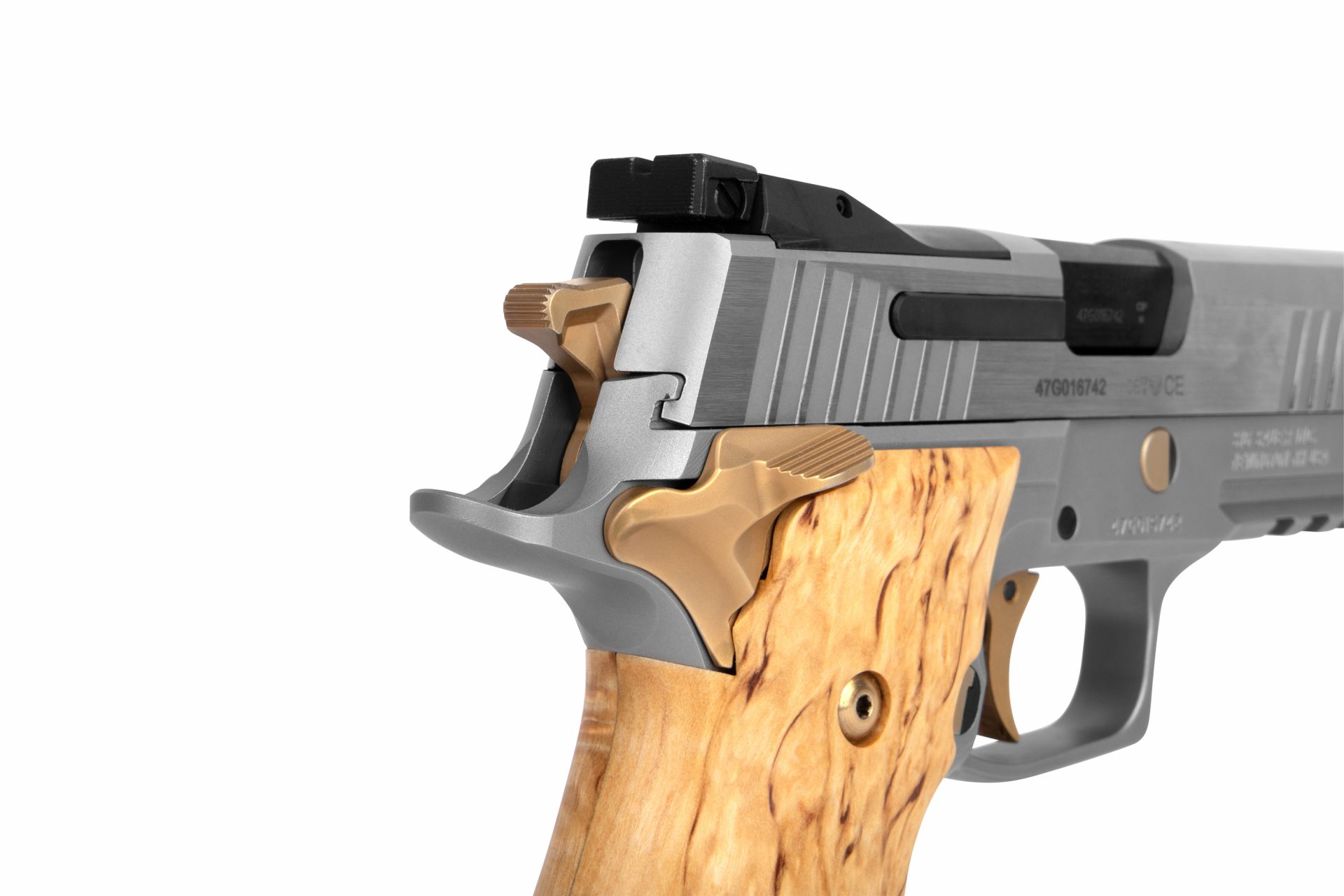 226-00-03_9_1920x1920