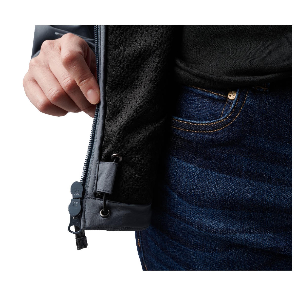 38084_545_leonesoftshelljacket_10_3