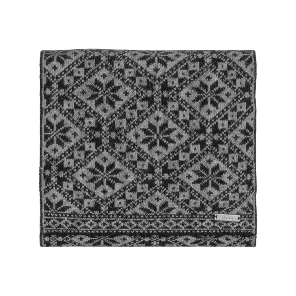 Grace-scarf_black Sätila Grace - Schal aus weicher Lammwolle