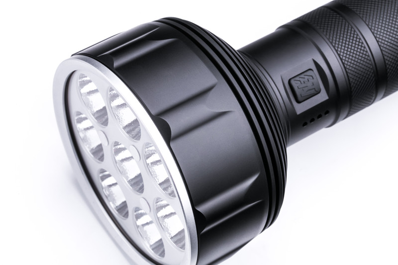 Saint-Torch-31-Saint-Torch-31-ST31-1643-Taschenlampe-Led-Taschenlampe-Taschenlampe-Geschenkidee-EDC-Taschenlampe-EDC-EDCgear-Bpol-POLIZEI-Aufladbare-Taschenlampe-_5