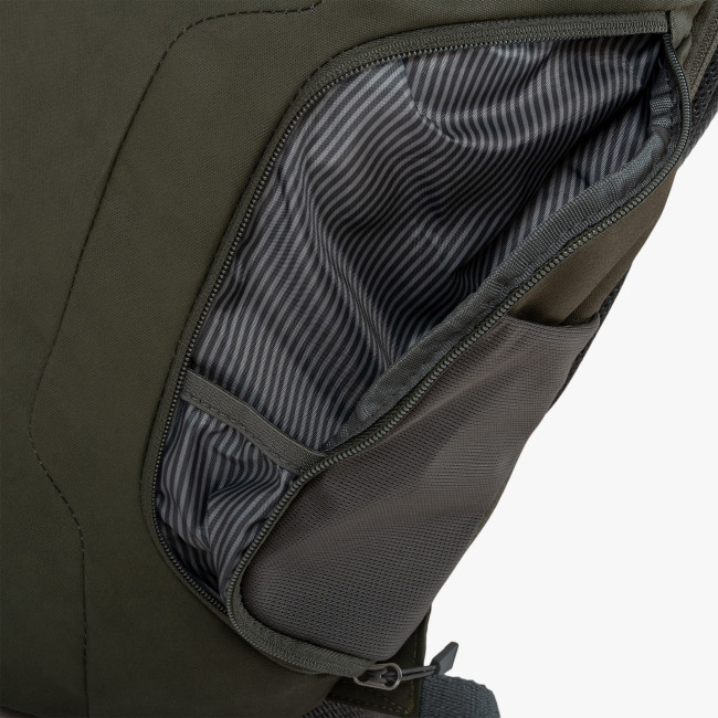 ds182-fnt-feat-sidepocketShV8285M6hqr8