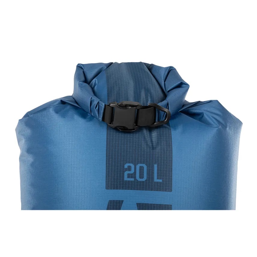 56847_678_UltralightDryBag20L_03