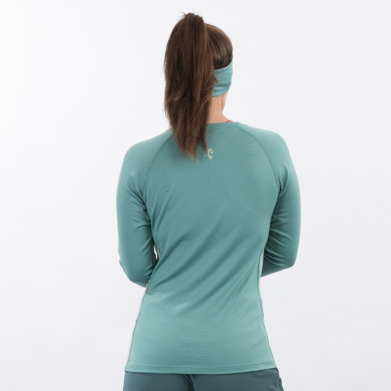 8825-14261_5UPM6sPuLRB4kg