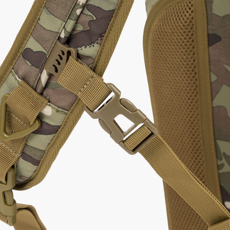 tt191-hc-feat-buckle_1