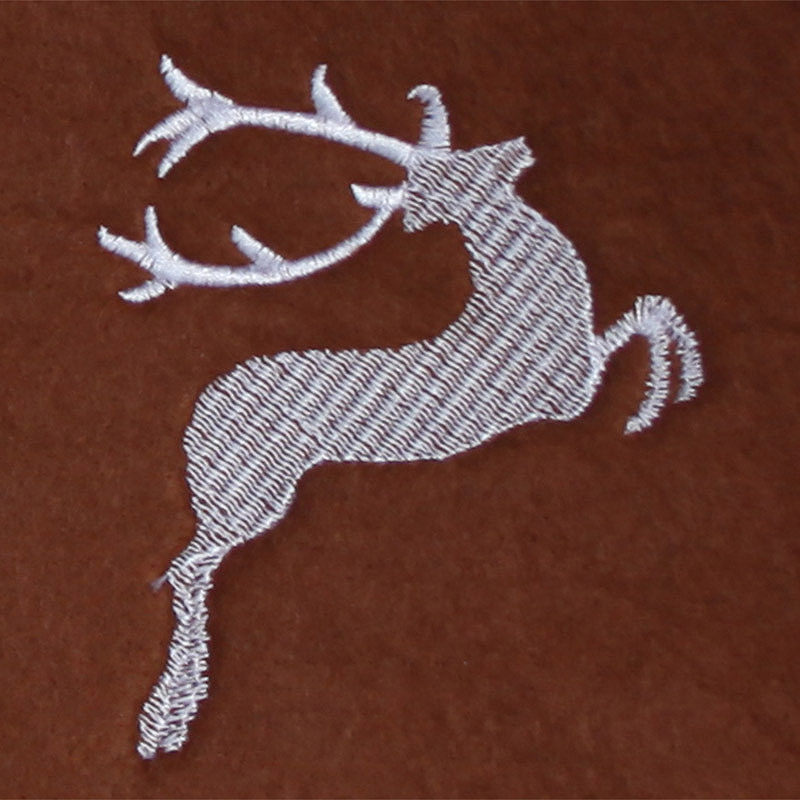 78598000_detail_hirschllB2bw5CdKmav