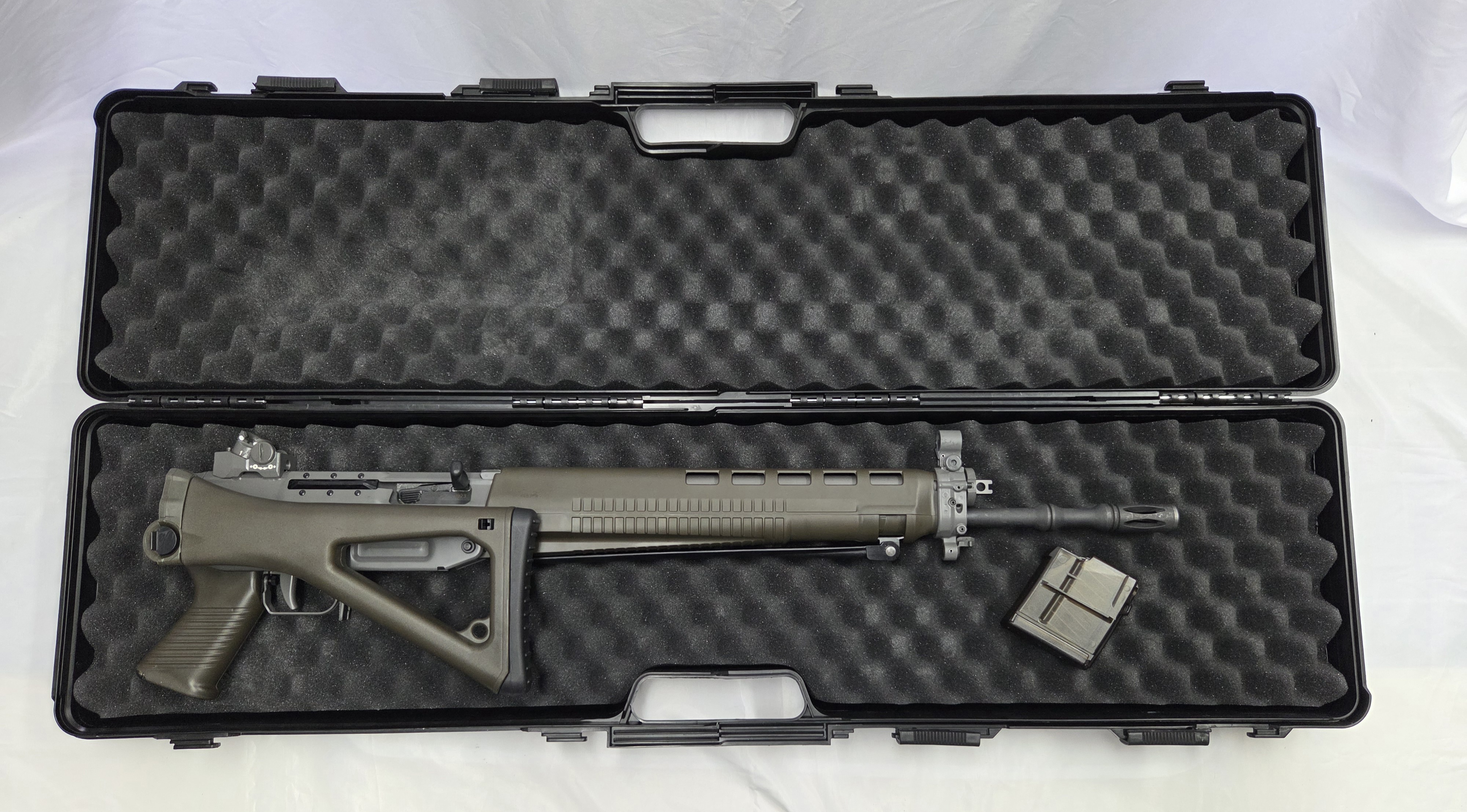 Sig Sauer SG550 SPORT Grün .223Rem