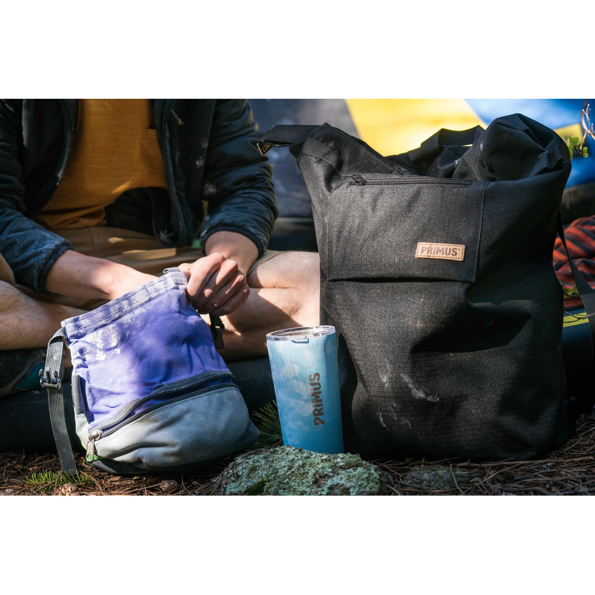 p740750_cooler-backpack_lisa-lowenborg_2018-01