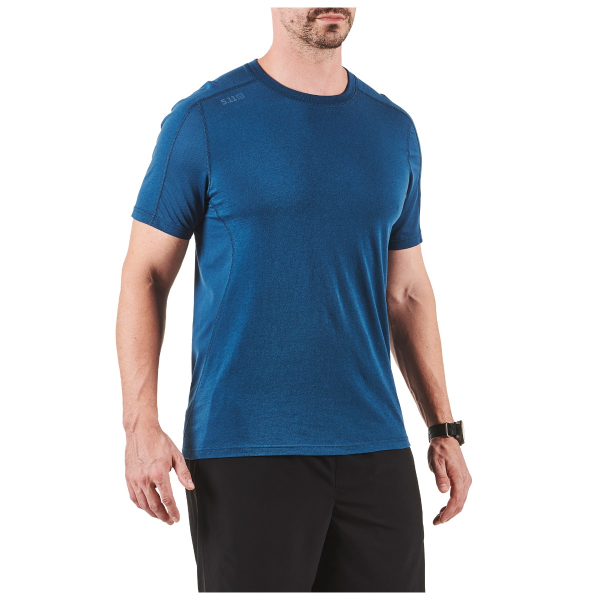 82123_622_04v_5VKRqo5XCXvUvE