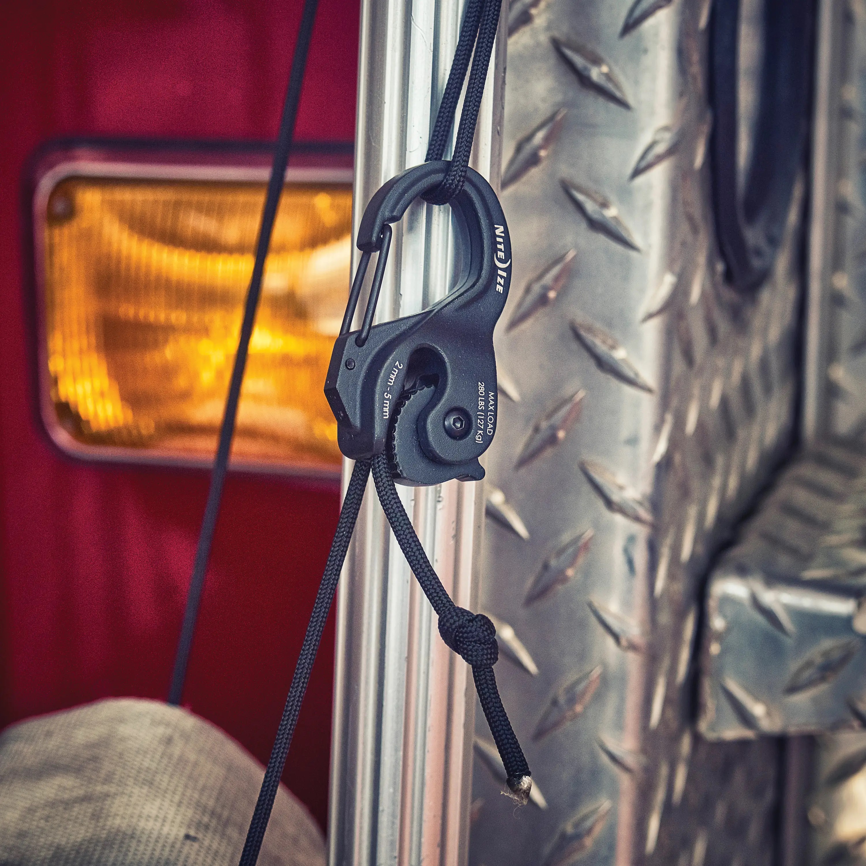 ncjsa-03-r3_f_1137b_sqrgb