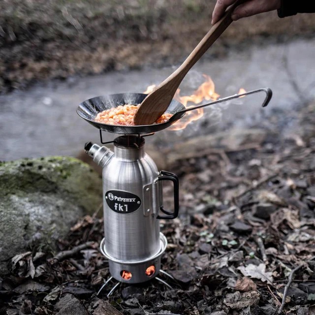 Schmiedeeiserne_Pfanne_sp20_2