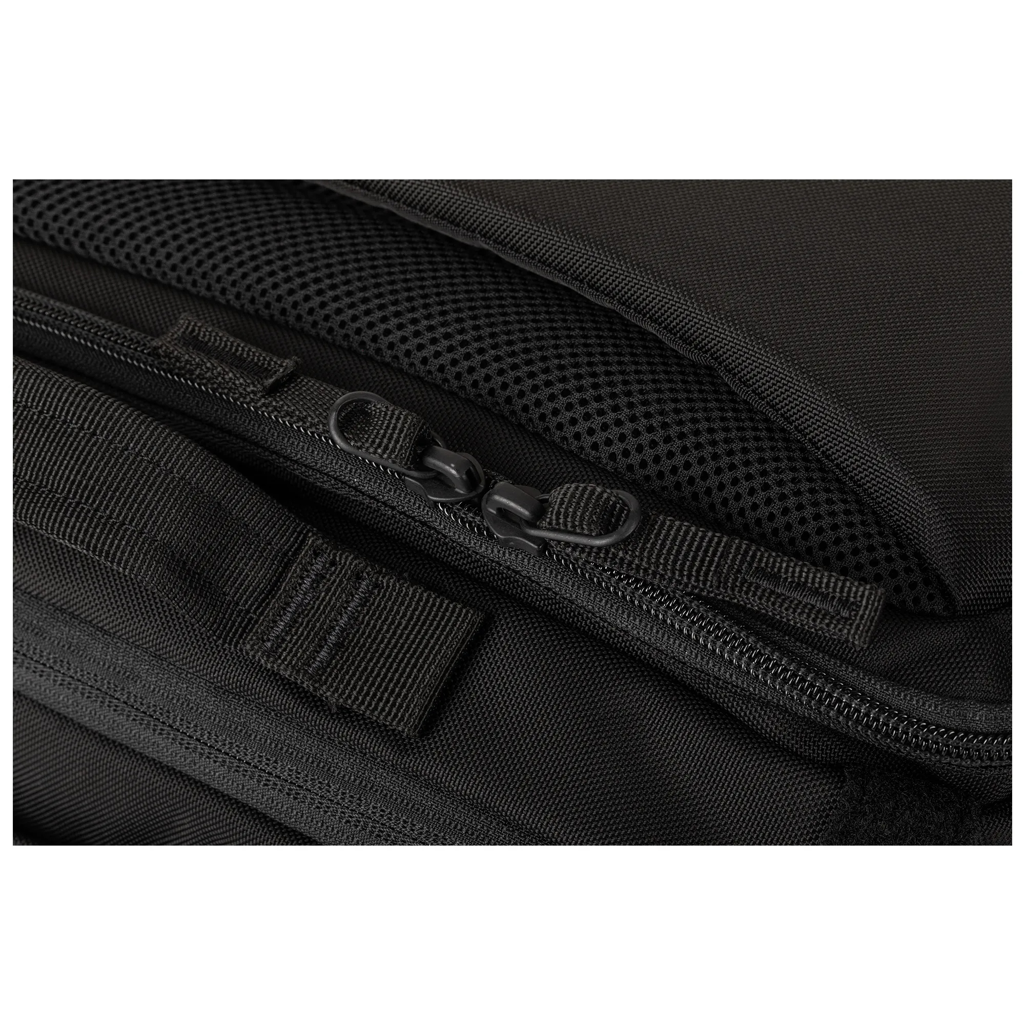 56701_019_LV10-2point0_SlingPack_09WJVgcGP1YT9AR