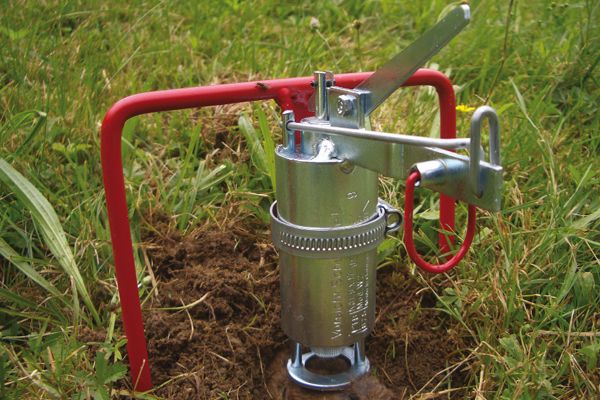 0012-026_Selbstschusshalter_1_1920x1920