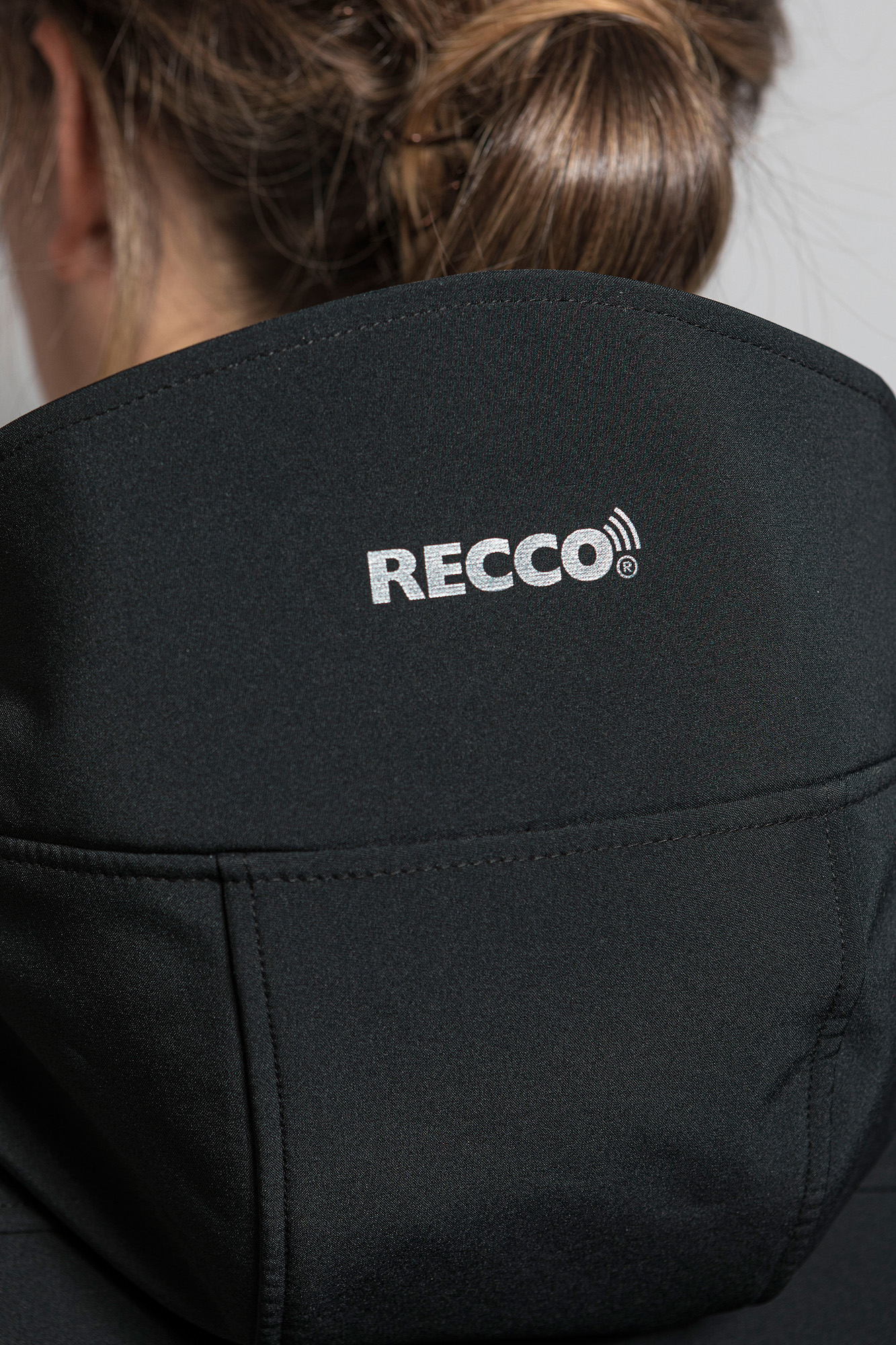 8403040cbSzVXt8p9FA9z