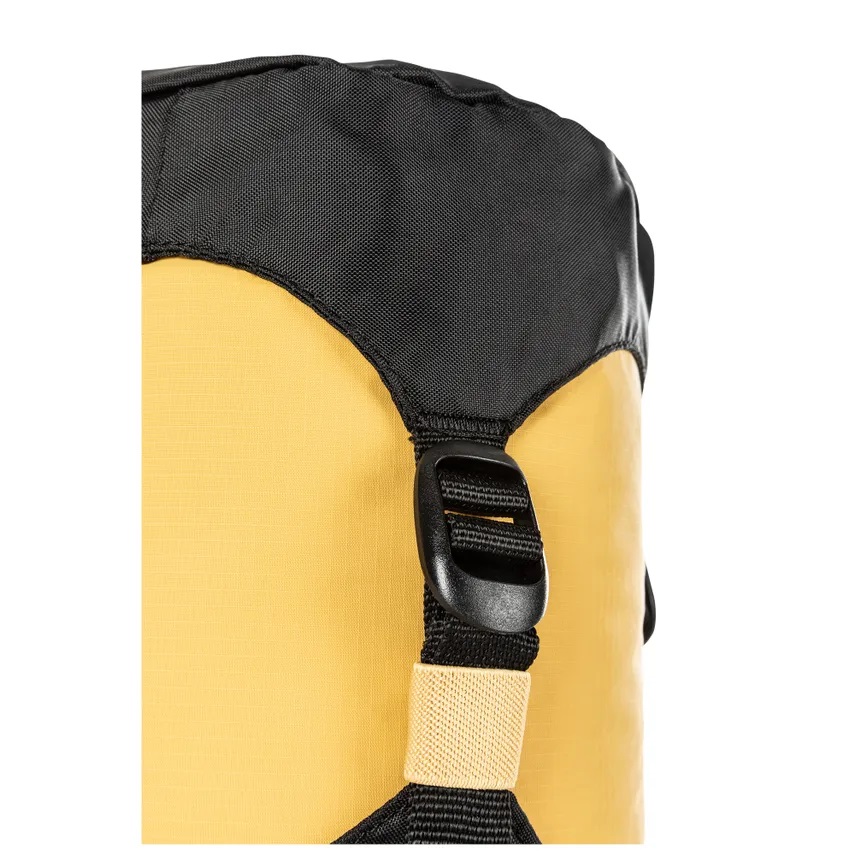 56850_541_CompressionSack10L_04