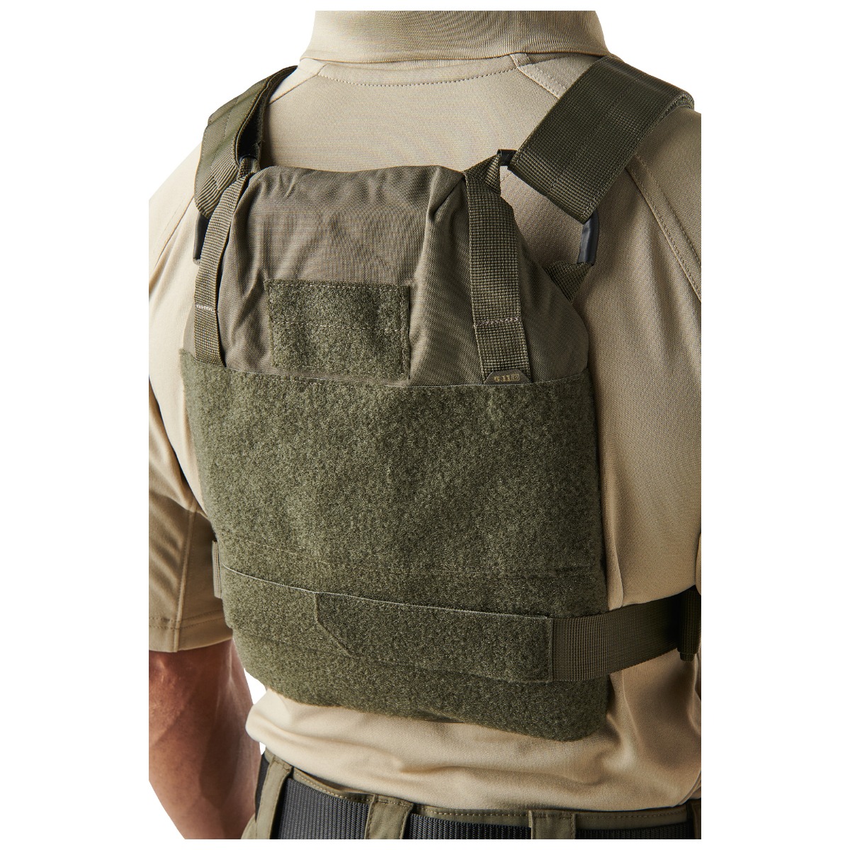 56546_186_primeplatecarrier_2012aim_06