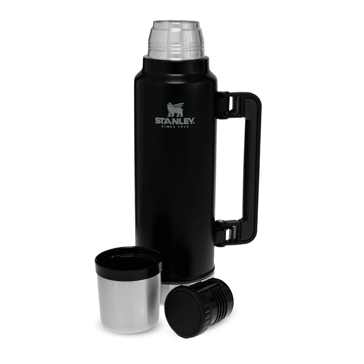 Stanley-TheLegendaryClassicBottle1-4L_1-5QT-MatteBlack-4_720x