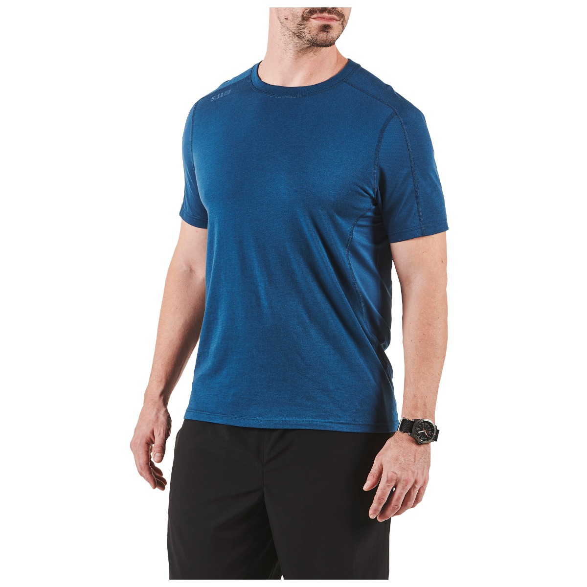 82123_622_02v_5L8UfzvfQ8sP4f