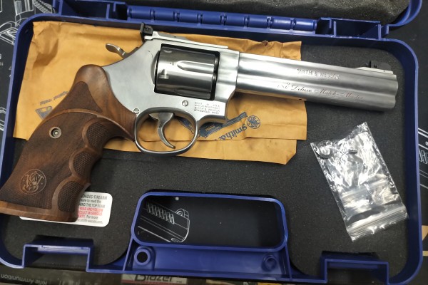 Smith & Wesson 686 Deluxe Match Master .357 Magnum